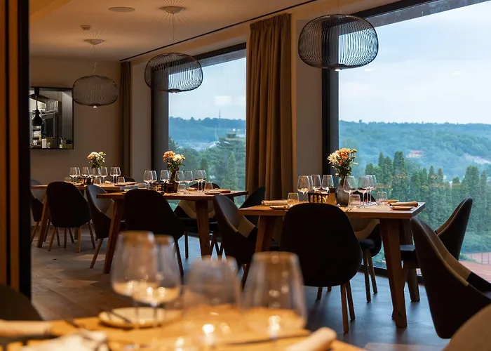 Hotel Vista & Club Praga