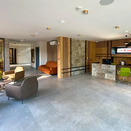 Vista Resort & Club 4*