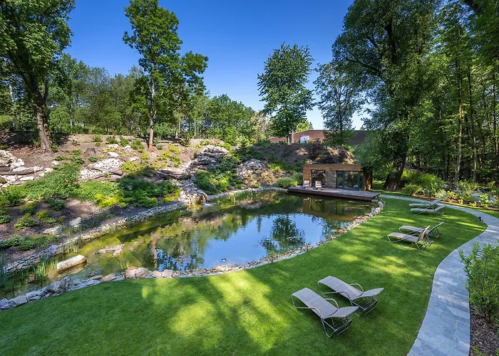 Vista & Club 4* Prag