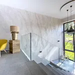 Vista & Club מלון 4*