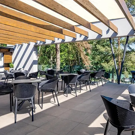 Hotell Vista & Club 4*