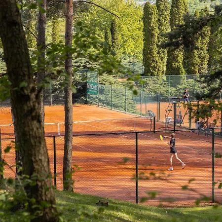 Vista Resort & Club 4*